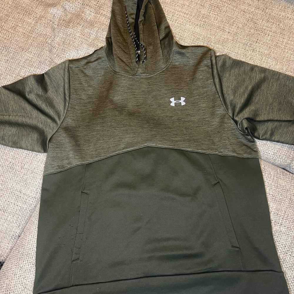 Under Armour Hoodie